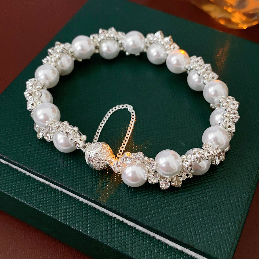 Elegant radiant crystal pearl wrap bracelet with imitation pearls and rhinestones, vintage luxury style